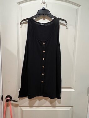Spin Black Button-Front Waffle Tank Top